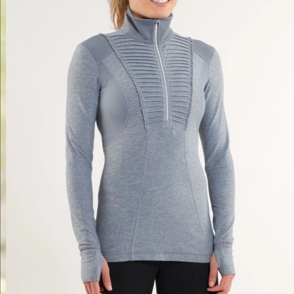 Lululemon half zip pullover!